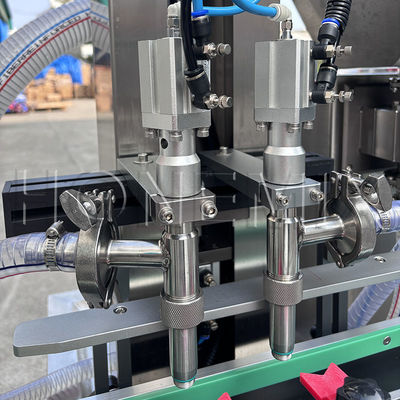Automatic Gear Pump Bath Lotion Two Heads Filling Machine Pneumatic Feeding Material