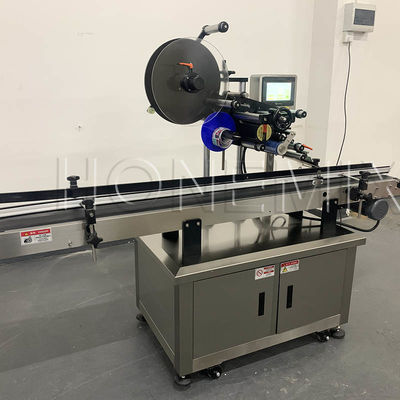 Top Plane Sticker Labeling Machine 2KW Customized For Jar Bottle