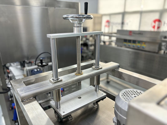 Film Shrinking Automatic Packing Machine With 0-15 Parcel/min Capacity