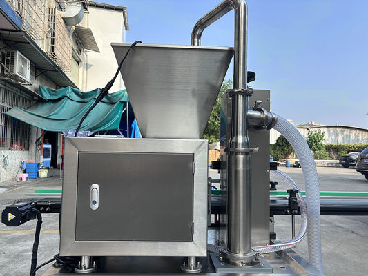 Automatic Gear Pump Bath Lotion Two Heads Filling Machine Pneumatic Feeding Material