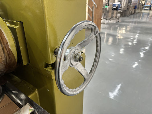 Lipstick Three Roll Grinding Mill Equipment Lipstick Cooling Platform