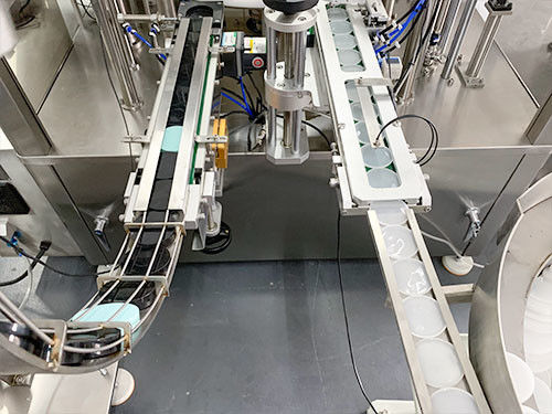 Automatic Cosmetic Cream Filling Machine Rotary Bottle Filling Machine